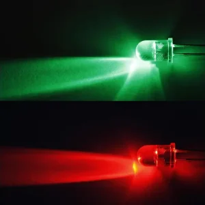 LED 5mm, dvoubarevná měnící barvu, červeno-zelená, 2 vývody - Cenový hit