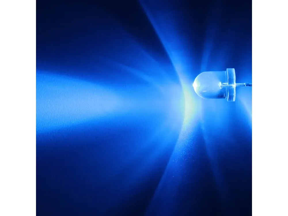 Novinka v nabídce | LED dioda 8mm, modrá, 825LB7C